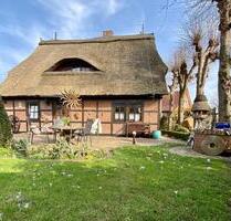 zauberhaftes Reetdachhaus sehr zentral in Buxtehude