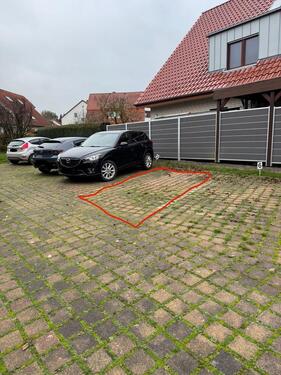 Foto - Stellplatz, Parkplatz, Abstellplatz für Auto, Anhänger, Boot,