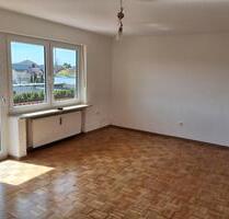 Wohnung zu Mieten - 850,00&nbsp;EUR Kaltmiete, ca.&nbsp; 90,00&nbsp;m&sup2; in Straßkirchen (PLZ: 94342)