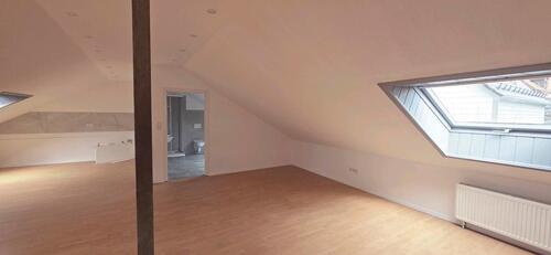 Foto - 1 Zimmer Dachgeschoßwohnung in Saarbrücken
