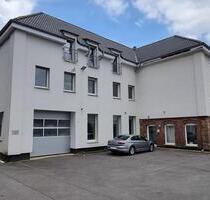 714 qm vielseitig nutzbare Gewerbeflächen im Erdgeschoss, ehemals Fitness-Studio - Werdohl