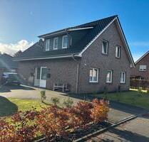 Neuwertige Oberwohnung ab dem 01.03.2026 zu vermieten - Uplengen