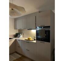 Top renovierte Souterrainwohnung mit eigenem Eingang – Reilingen