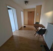 2-Zimmer-Dachgeschosswohnung mit Balkon in Leverkusen-Opladen