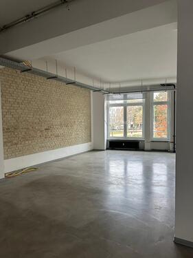 Foto - Traumhafte Gewerbefläche am Kottbusser Damm 79