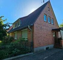 gepflegtes Einfamilienhaus mit Stall u. Garage -von Privat- - Ebstorf