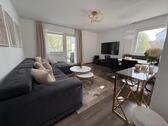 Foto - Lichtdurchflutete 3-Zimmer-Wohnung mit Terrasse & Garage