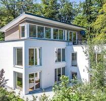 Moderne Dachterrassen-Maisonette Wohnung mit Alpenblick und Haus im Haus Charakter - Starnberg