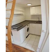 Renovierte, sehr gut angebundene 1-Zi. DG-Wohnung mit EBK - Ludwigshafen am Rhein Mundenheim