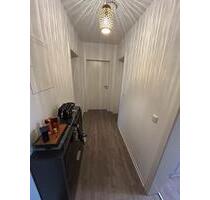 3 Raum Wohnung am Gesundbrunnen mit Balkon. - Halle (Saale)