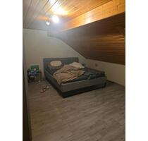 Mietwohnung DG - 550,00&nbsp;EUR Kaltmiete, ca.&nbsp; 85,00&nbsp;m&sup2; in Tann (Rhön) (PLZ: 36142)