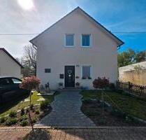 Provisionsfrei! Einfamilienhaus mit Einliegerwohnung - Saarwellingen