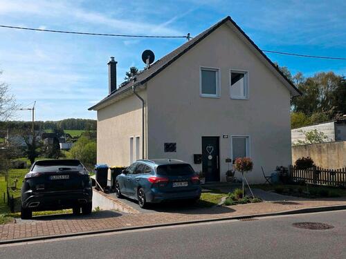 Foto - 6 Zimmer Einfamilienhaus zum Kaufen in Saarwellingen