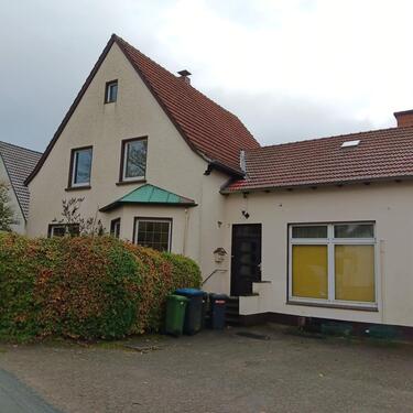 Foto - 5 Zimmer Einfamilienhaus in Halle