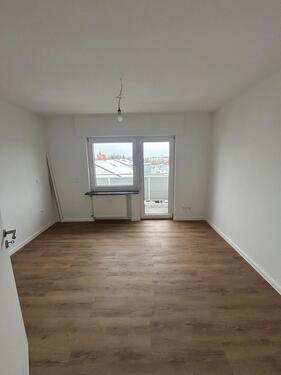 Foto - 2 Zimmer Dachgeschoßwohnung zur Miete in Frankfurt am Main