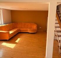 Schöne 4 Zimmer Maisonettenwohnung mit Luxusküche - Nürtingen