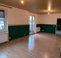 3 Zimmer Wohnung - 850,00 EUR Kaltmiete, in Schwaig Bei Nürnberg (PLZ: 90571)