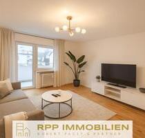 Teilsanierte 2,5-Zimmer-Wohnung mit hochwertiger Ausstattung und Südost-Balkon - Eching