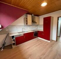 Dachgeschosswohnung - 630,00&nbsp;EUR Kaltmiete, ca.&nbsp; 53,00&nbsp;m&sup2; in Waldrach (PLZ: 54320)