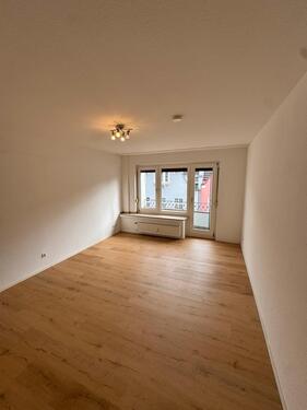 Foto - STILVOLLE 3‑ZIMMER‑CITYWOHNUNG IN PREMIUMLAGE MIT 2 BALKONEN