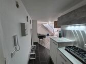 Foto - **Vermietung**Maisonette-Wohnung: möbiliert & renoviert!