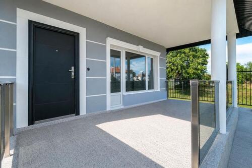 Foto - Modernes Einfamilienhaus bei Plowdiw – Best House 1
