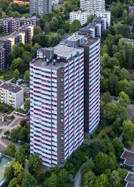 Foto - Parkplatz monatlich verfügbar - 90,00 EUR Miete,