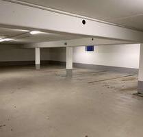 Tiefgaragenstellplatz auch für Oldtimer geeignet - Hamburg Langenhorn