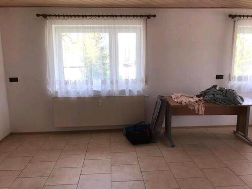 Foto - 5 Zimmer Etagenwohnung zur Miete in Wörnitz