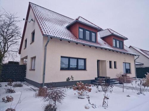 Foto - Mehrfamilienhaus mit Einliegerwohnung