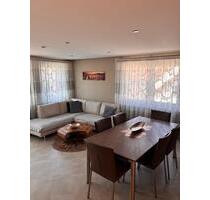 Kernsanierte Wohnung - 1.310,00&nbsp;EUR Kaltmiete, ca.&nbsp; 59,00&nbsp;m&sup2; in Leonberg (PLZ: 71229)