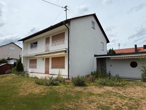 Foto - 7 Zimmer Einfamilienhaus zum Kaufen in Baar-Ebenhausen