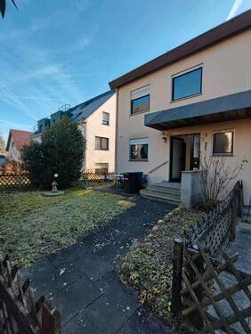 Foto - 6 Zimmer Doppelhaushälfte in Leonberg