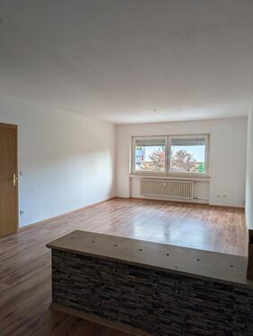 Foto - Geräumige 2-Zimmer-Wohnung mit Tageslichtbad in zentraler Lage von Landstuhl