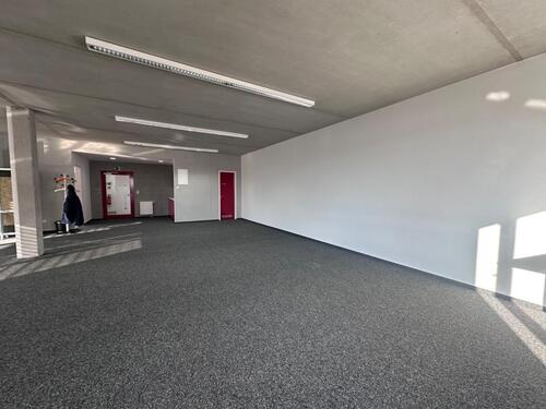Foto - Büro zu vermieten - 1.100,00&nbsp;EUR Kaltmiete, ca.&nbsp; 150,00&nbsp;m&sup2;