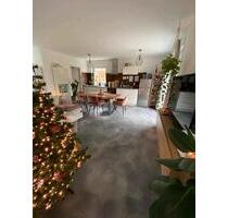 Neuwertige 2-Raum Wohnung in Ettlingen Schöllbronn