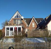 Großzügige Eigentumswohnung mit eigenem großen Garten - Hambergen