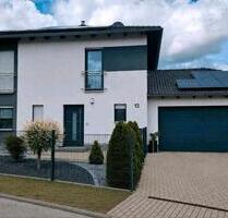 **PROV-FREI*** Modernes EFH mit Doppelgarage, PV-Anlage uvm - Bechhofen