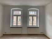 Foto - Lichtdurchflutete 2-Zimmer Wohnung in saniertem Altbau