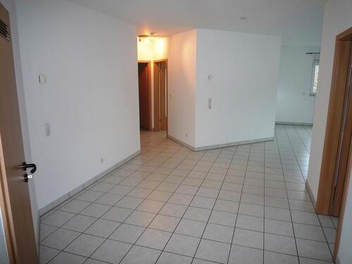 Foto - Helle Wohnung in ruhiger Lage! - 790,00&nbsp;EUR Kaltmiete, ca.&nbsp; 88,00&nbsp;m&sup2;