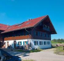 Mehrfamilienhaus mit Pferdehof - 1.800.000,00&nbsp;EUR Kaufpreis, ca.&nbsp; 510,00&nbsp;m&sup2; in Roßhaupten (PLZ: 87672)