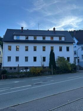 Foto - Renovierte Wohnung, 1. Bezug - 650,00 EUR Kaltmiete, ca.  68,00 m²