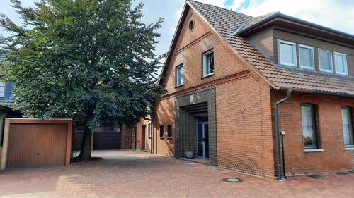 Foto - Haus zu verkaufen - 199.000,00 EUR Kaufpreis, ca.  240,00 m²