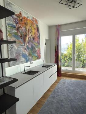 Foto - Exklusive, neuwertige, möblierte 1,5-Raum-Penthouse-Studio-Wohnung mit geh. Innenausstattung mit EBK