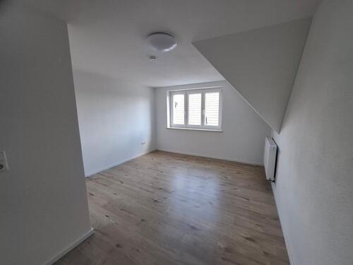 Foto - Dachgeschoßwohnung in Geisenhausen zur Miete