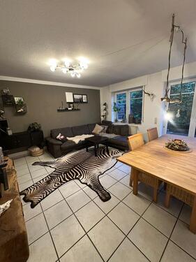 Foto - 3-Zimmer-Wohnung in zentraler Lage mit Terrasse u. Pkw-Stellplatz