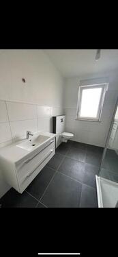 Foto - 5-Zimmer-Wohnung in Kolenfeld mit neuem Badezimmer + Garten