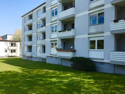 Foto - Schöne 3-Zimmer-Wohnung mit großem Wohnzimmer