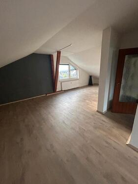 Foto - Dachgeschoßwohnung in Dahlheim zur Miete