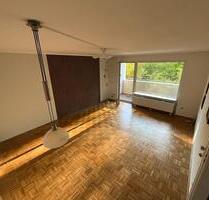 Helle 2-Zimmer-Wohnung mit Loggia in Offenbach-Bieber - Offenbach am Main